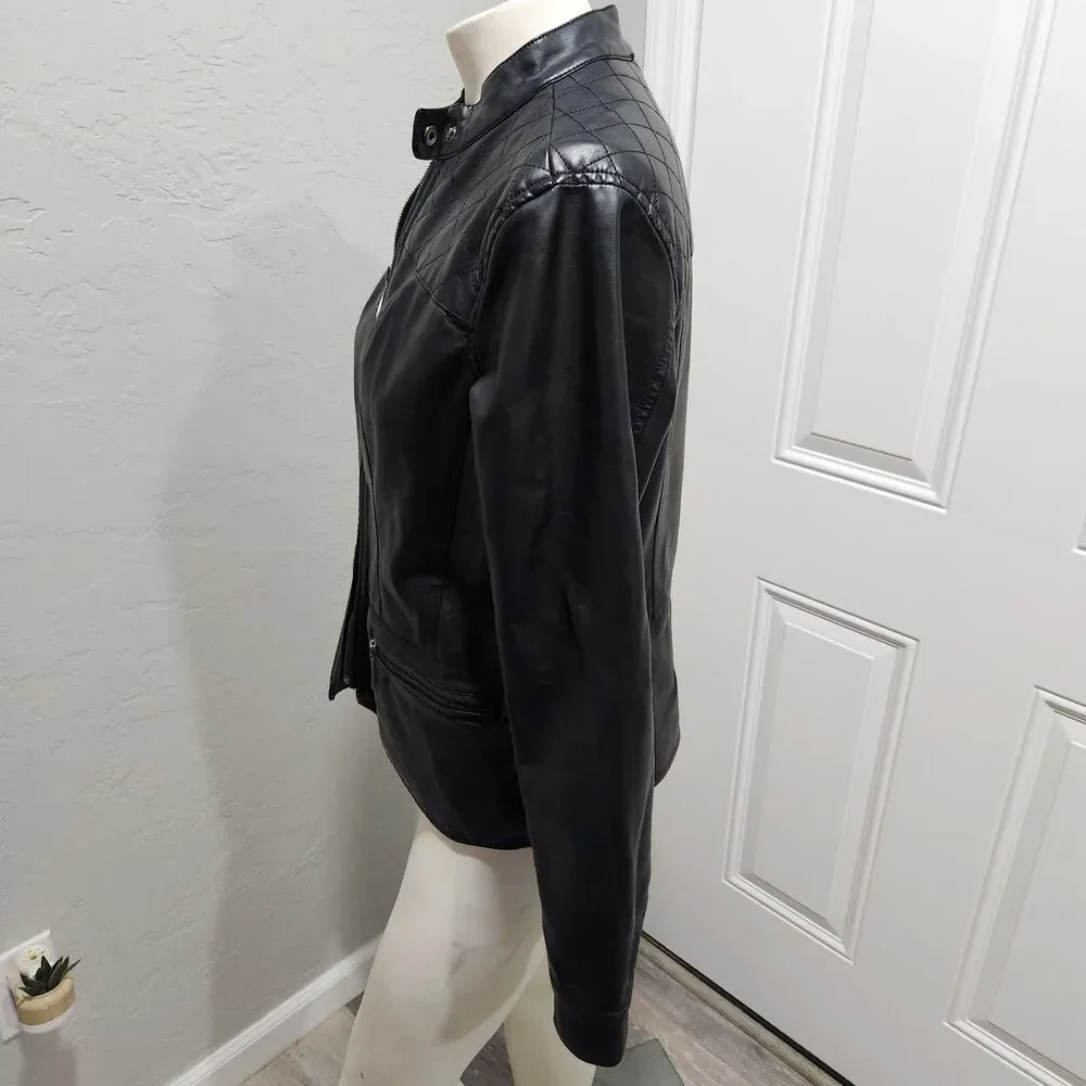 JouJou Women’s Medium Black Faux‎ Leather Full Zip Crop Style Motorcycle Jacket